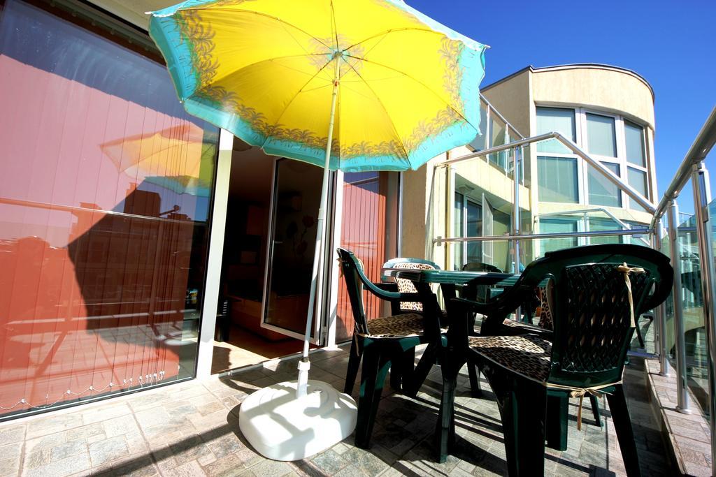 Julia Family - Menada Apartments Sunny Beach Cameră foto